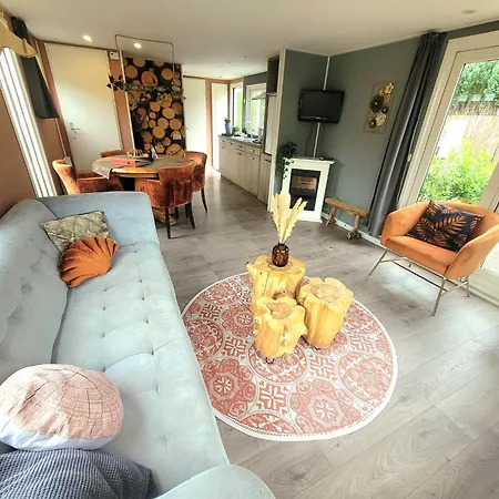 Шале Kom Genieten In Het Houthakkers Huisje! Пюттен